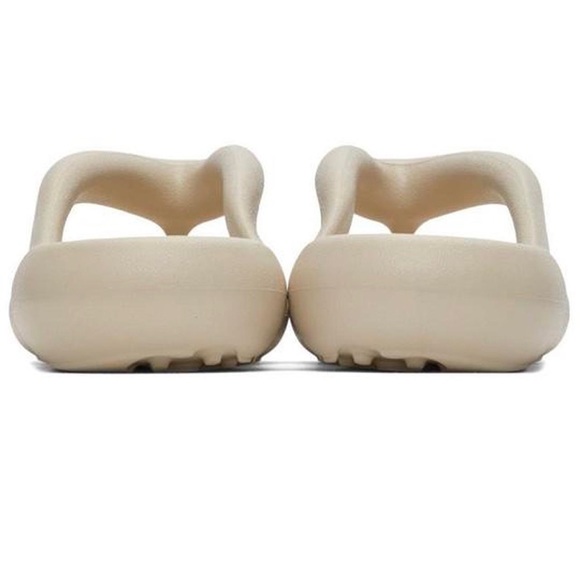 Axel Arigato Beige Delta Sandals - Picture 3 of 3